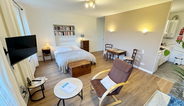 Studio 3, baignoire in Rurange-lès-Thionville