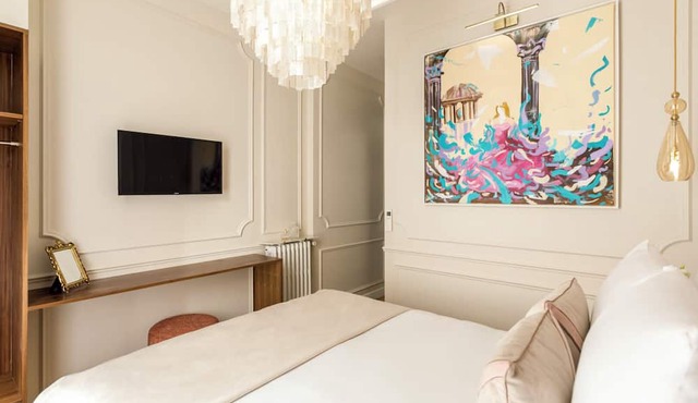Merveil - Signature Suite - Champs Elysees -Kleber in Paris
