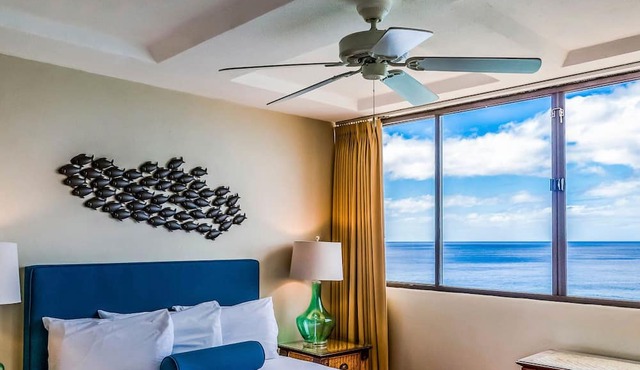 Oceanfront 1-BR Condo in Waianae w/Sunset Views