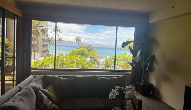 Quiet Retreat Largest 2/2 Villa sleeps 6 Maui’s Best Beach!