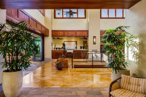 Wailea Beach Villas Oceanfront 3 BR Sleeps 6 Villas Luxury Beachfront Living Complimentary Car with 6 Nights WBV-PH412 by KBM