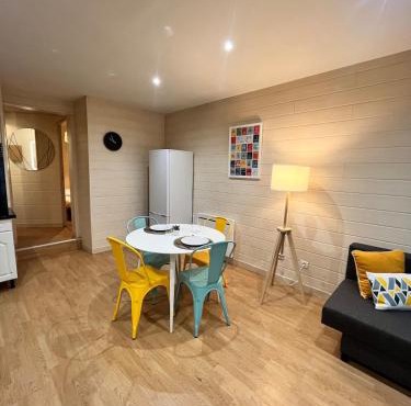 Alonville 2pers Wifi and Tv in Nantes